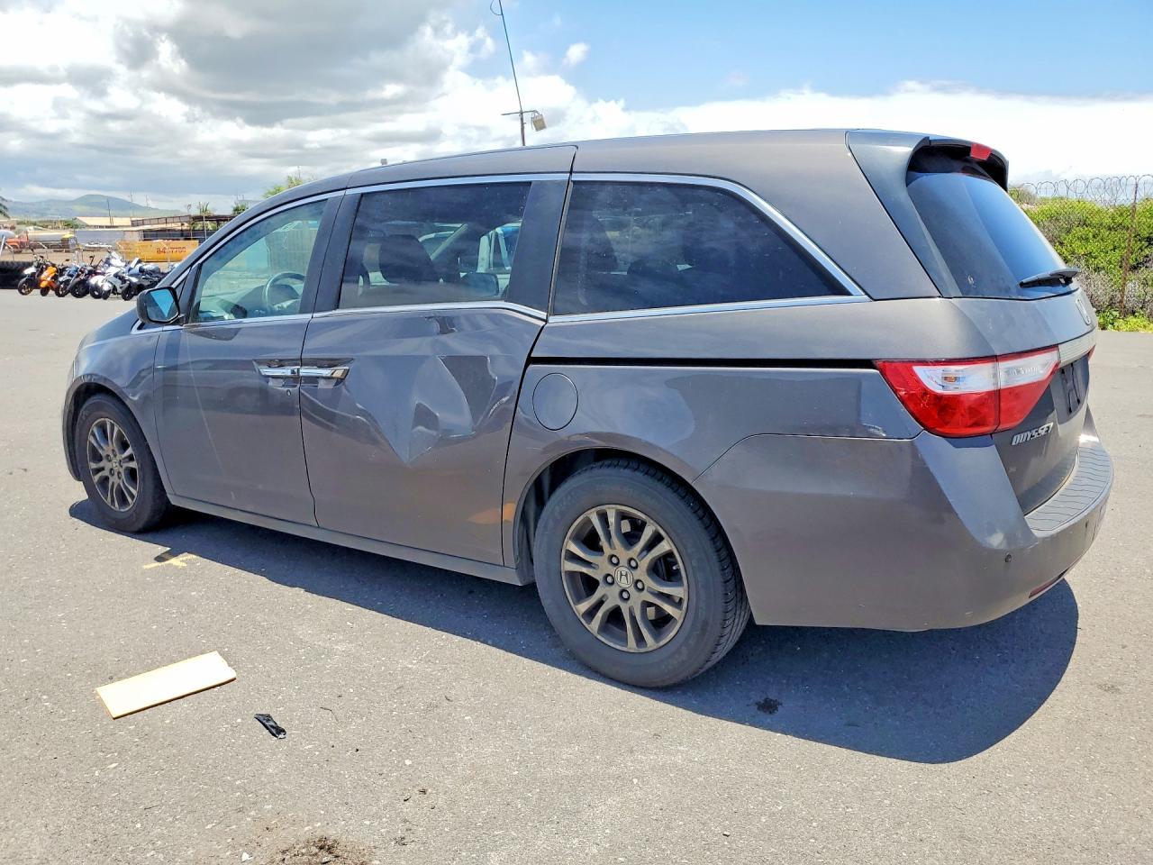2013 HONDA ODYSSEY — фото 2