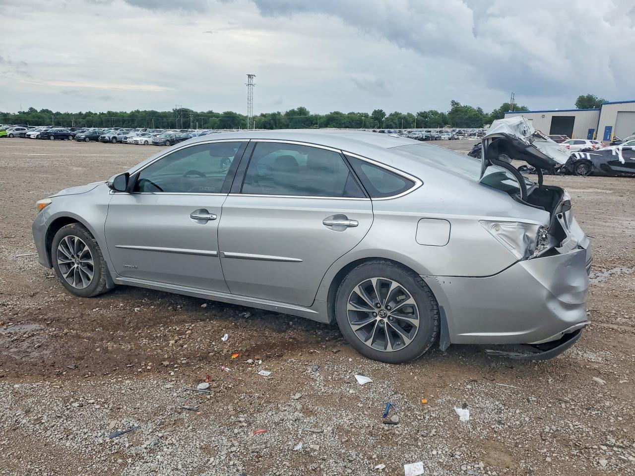2016 TOYOTA AVALON HYBRID — фото 2