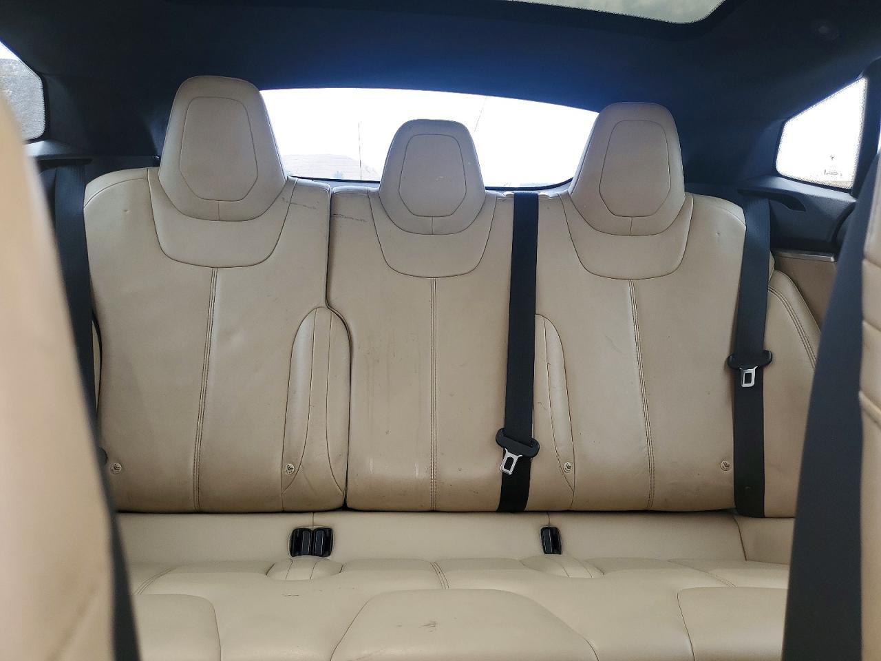 2016 TESLA MODEL S — фото 10