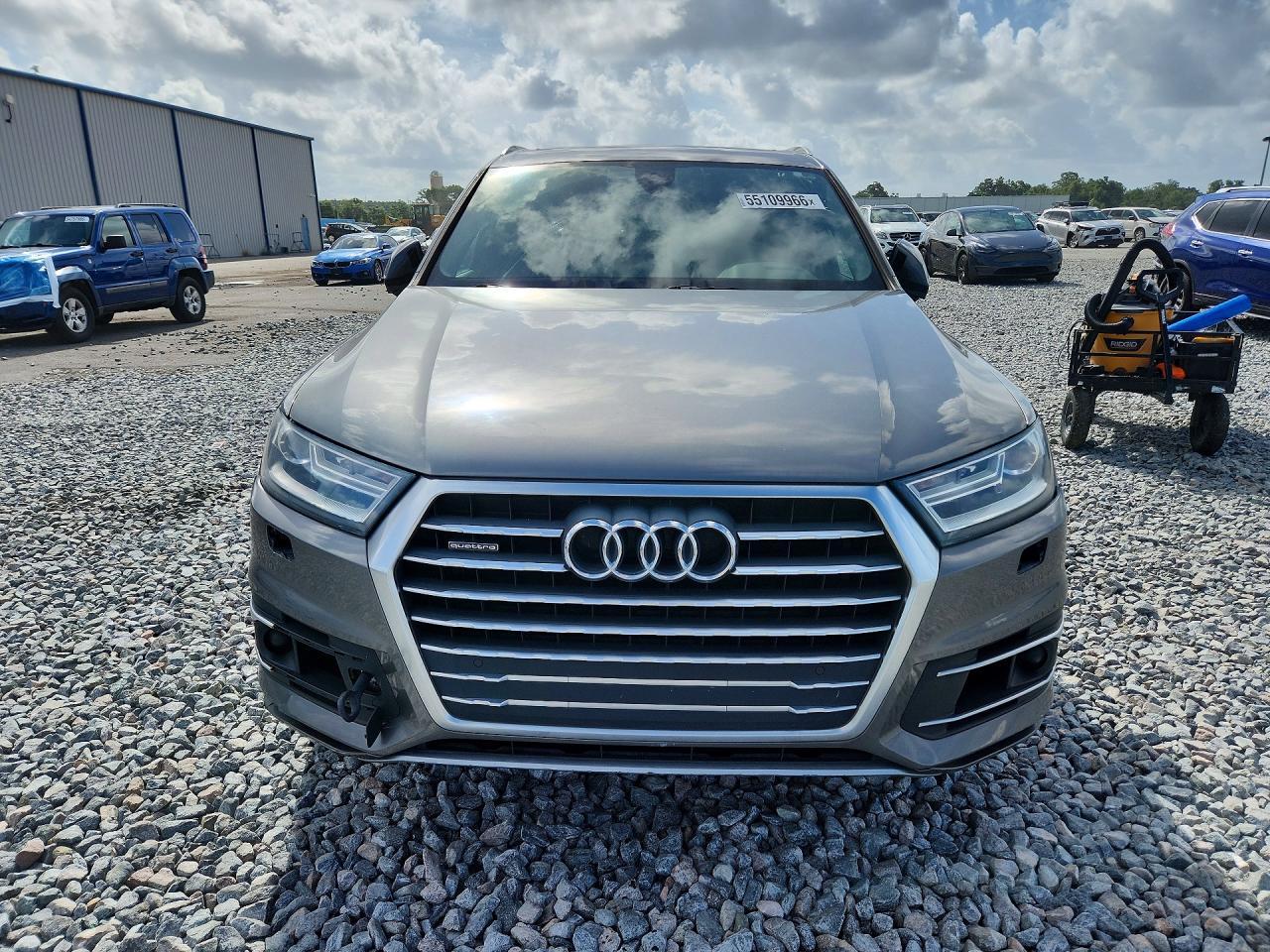 2017 AUDI Q7 — фото 5