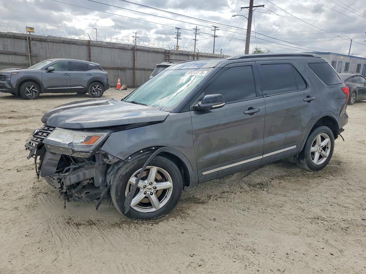 2016 FORD EXPLORER — фото 1