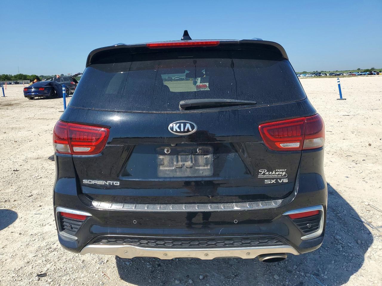 2019 KIA SORENTO — фото 6