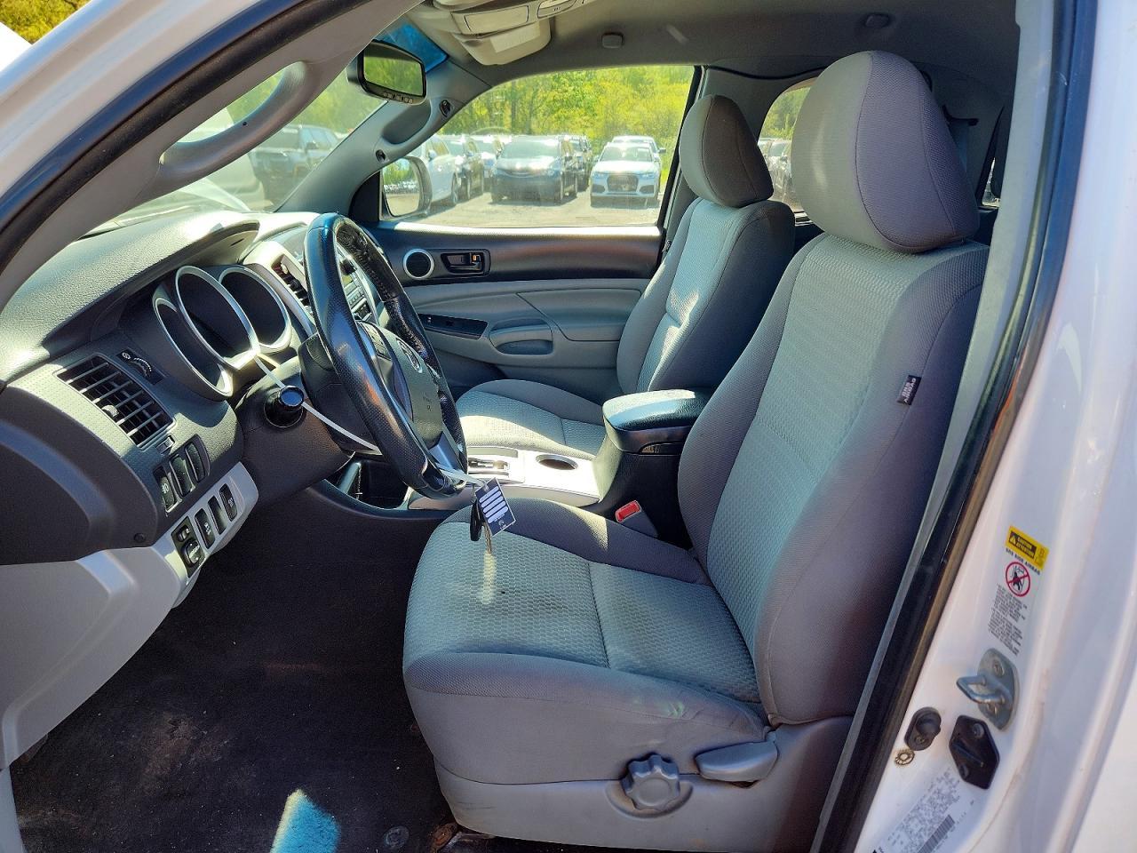 TOYOTA TACOMA