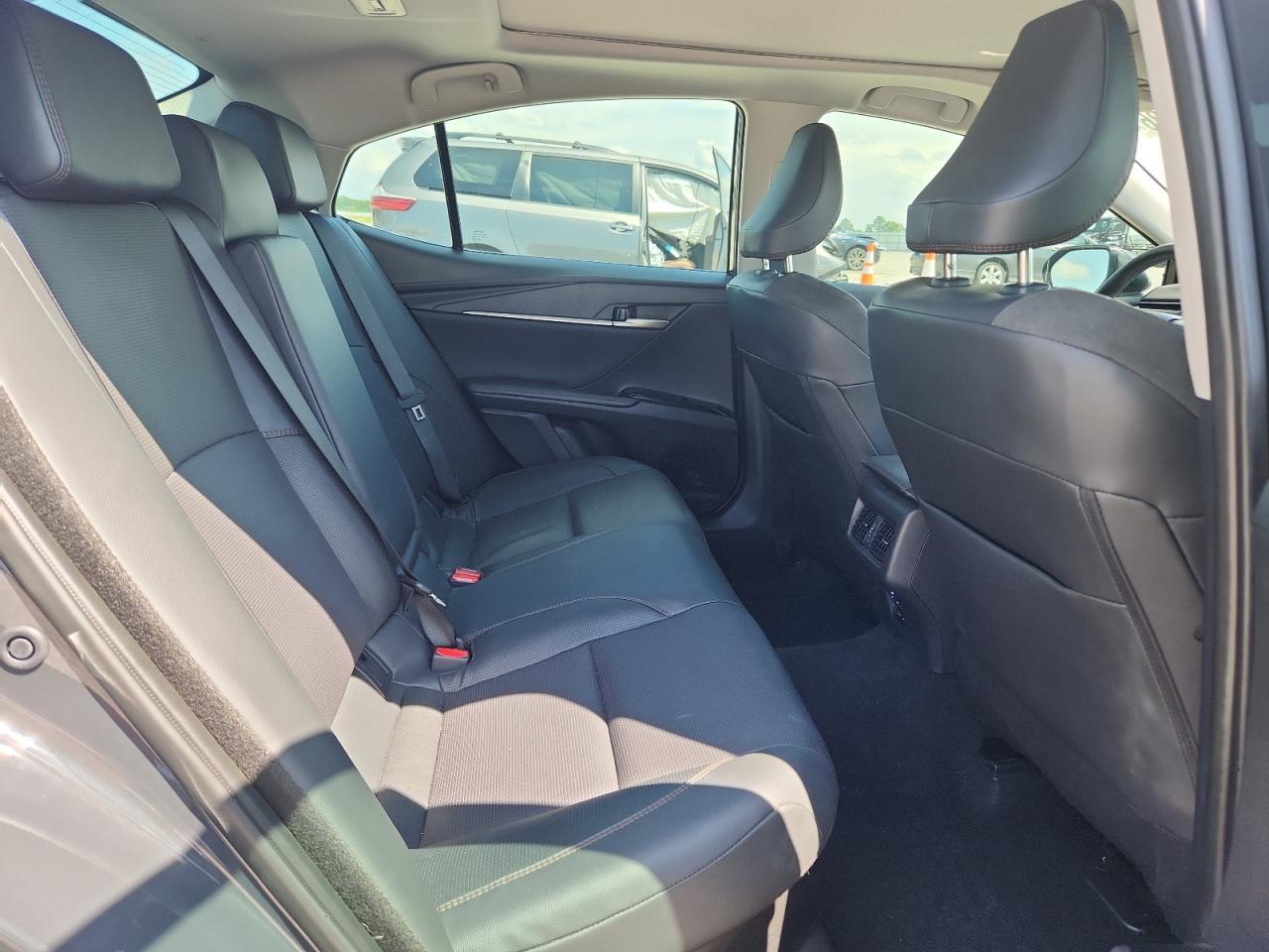 2025 TOYOTA CAMRY HYBRID — фото 10