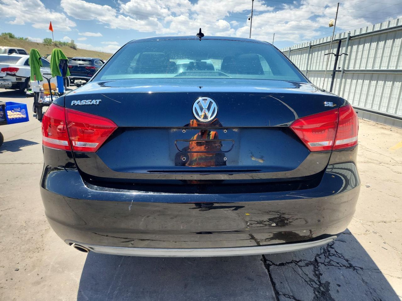 VOLKSWAGEN PASSAT
