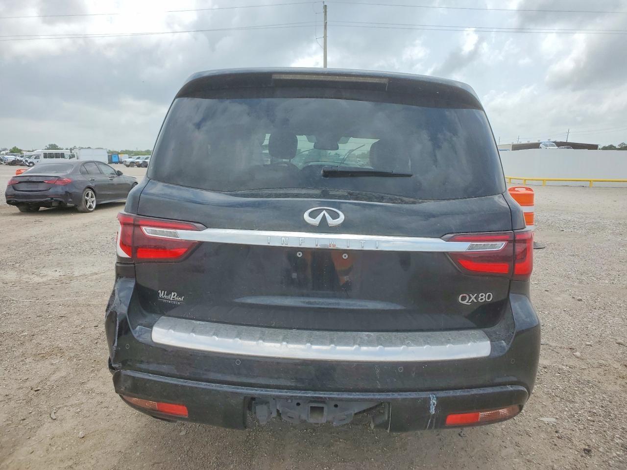INFINITI QX80