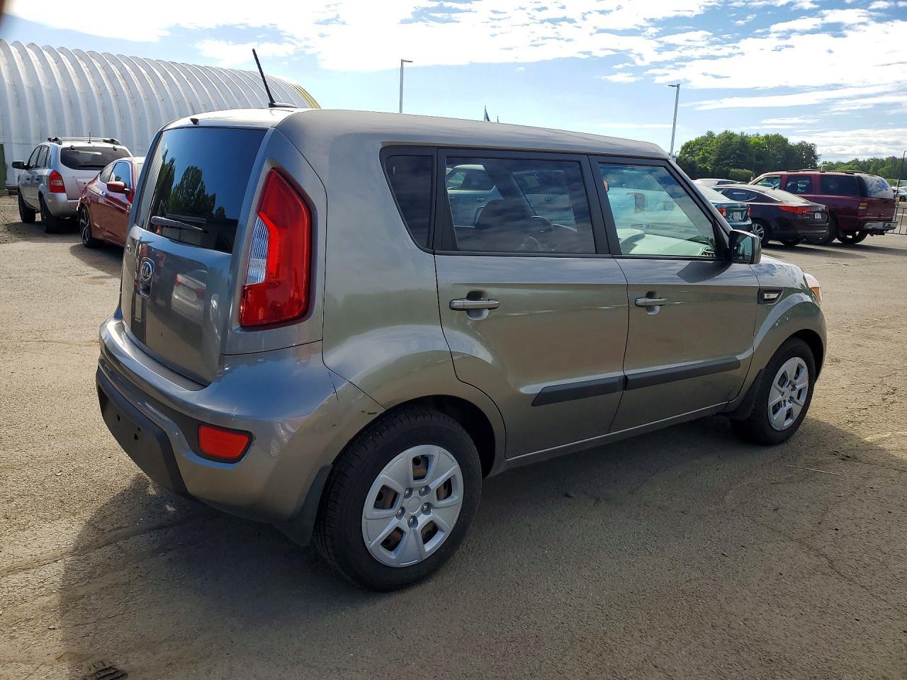 KIA SOUL