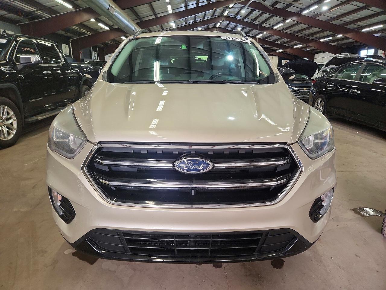 2017 FORD ESCAPE — фото 5