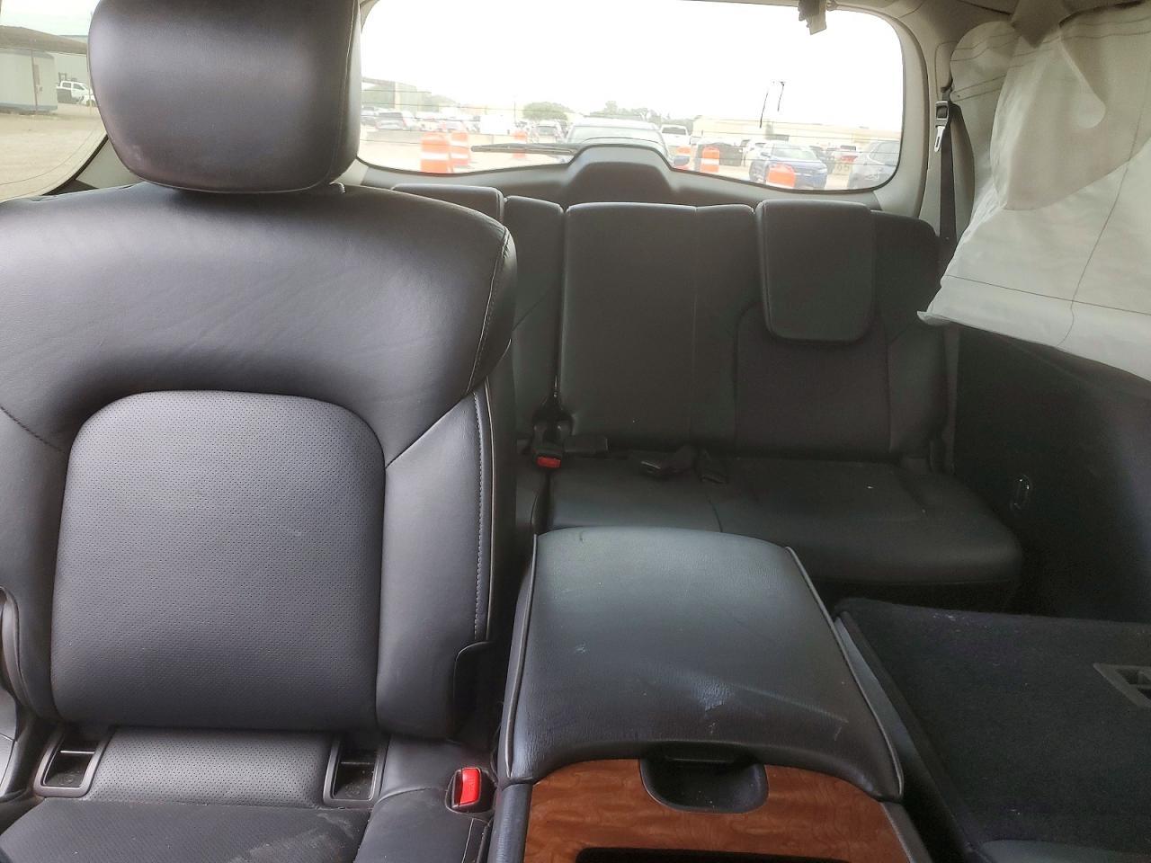 INFINITI QX80