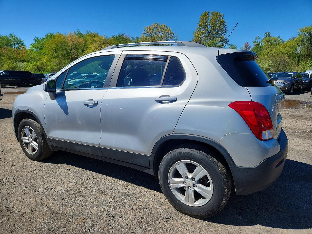 CHEVROLET TRAX