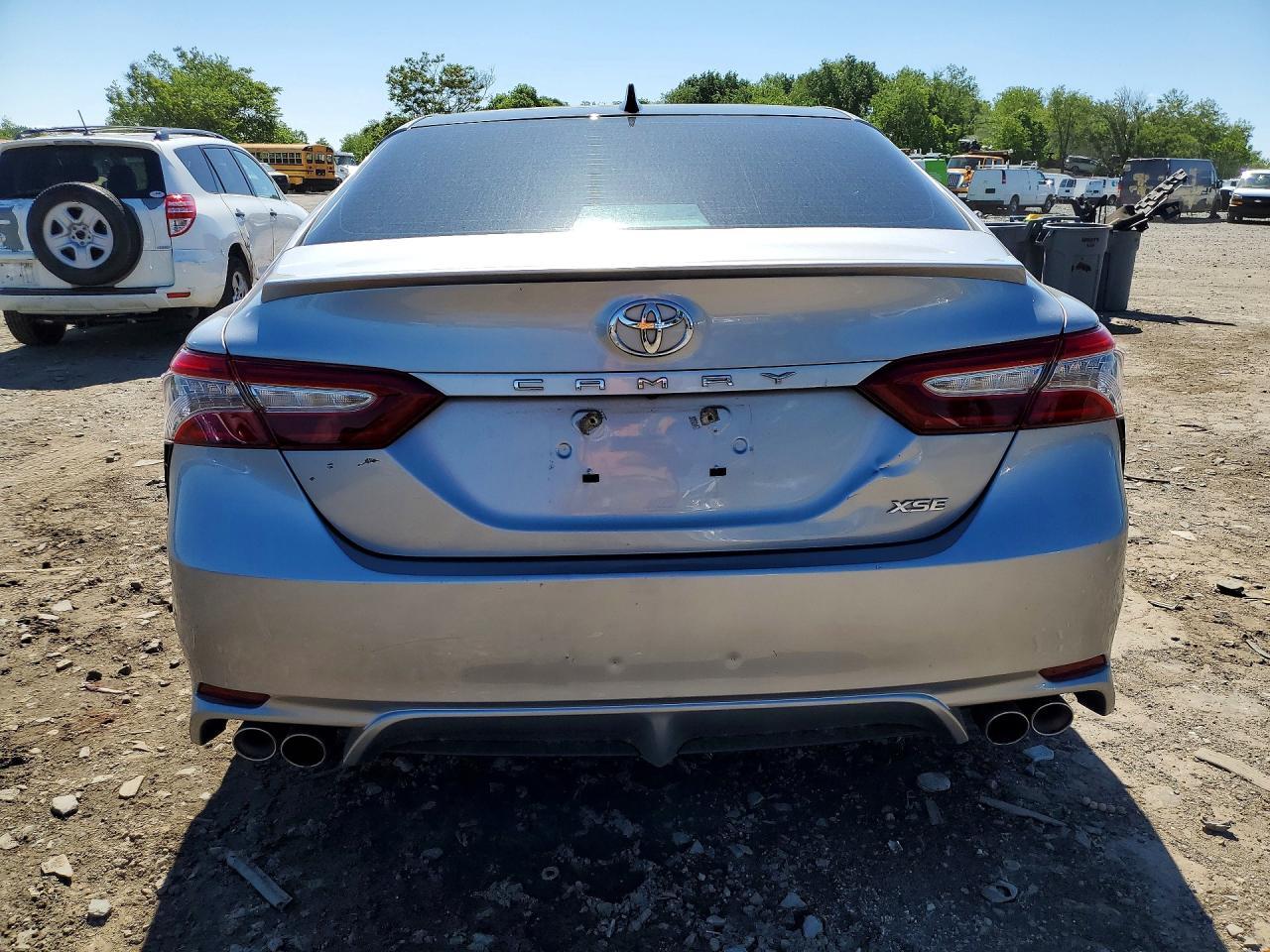 2019 TOYOTA CAMRY — фото 6