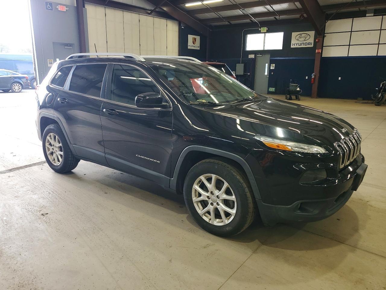 JEEP CHEROKEE