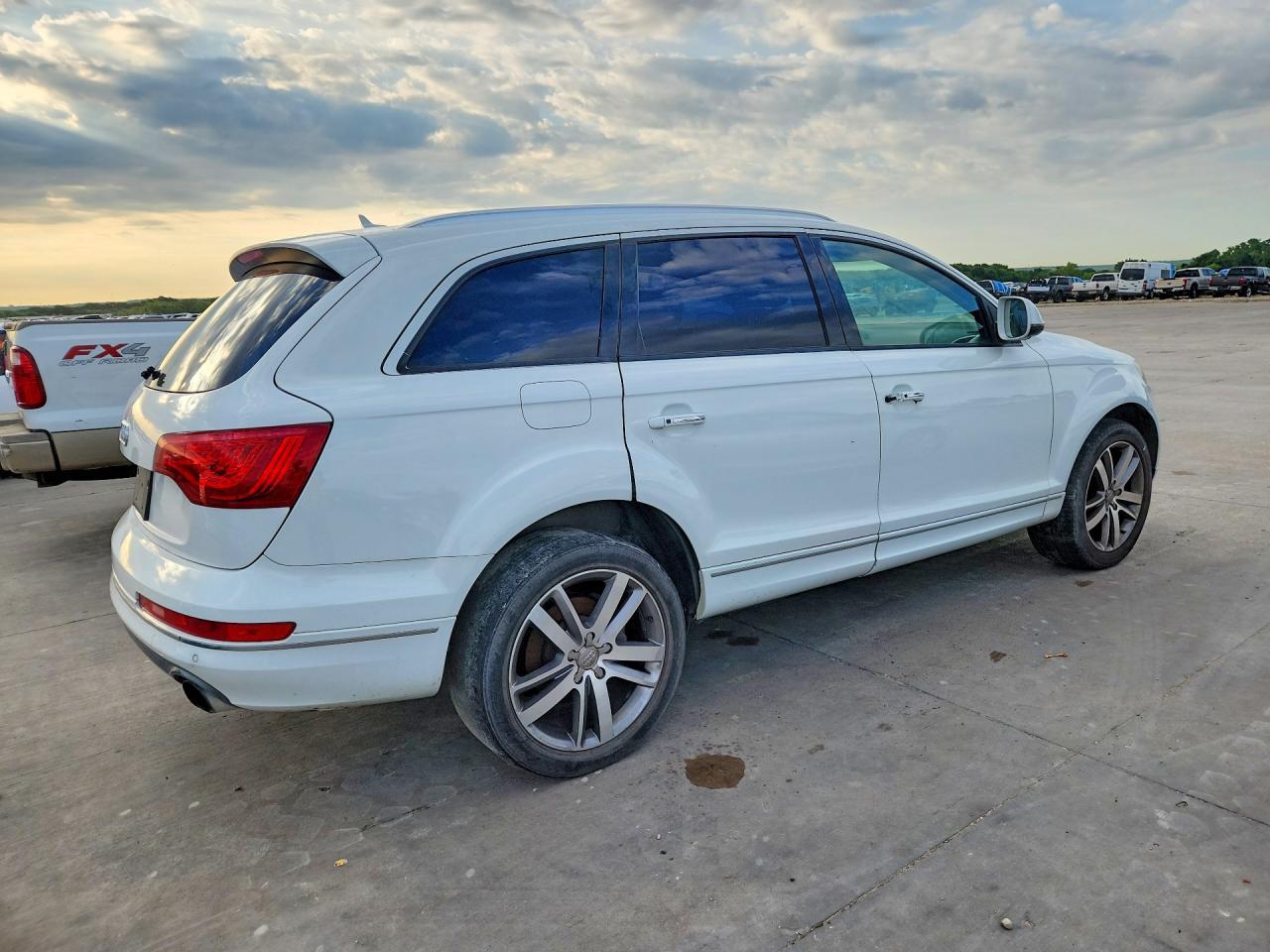 2015 AUDI Q7 — фото 3