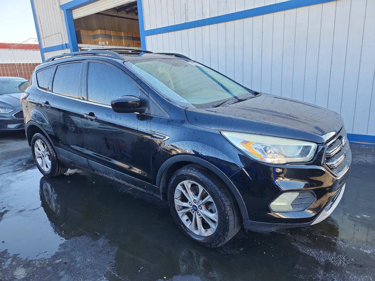 2017 FORD ESCAPE — фото 4