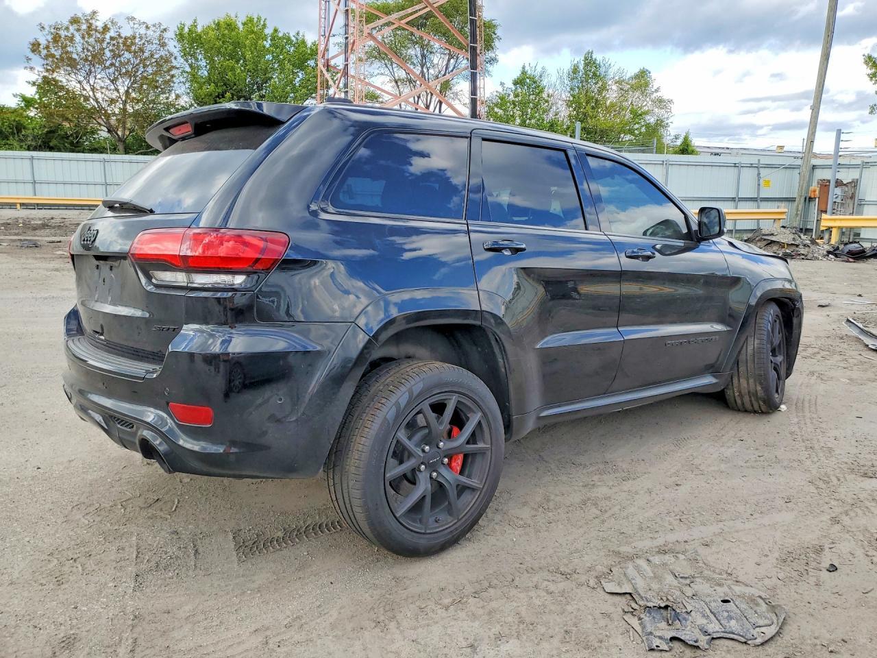 2021 JEEP GRAND CHEROKEE — фото 3