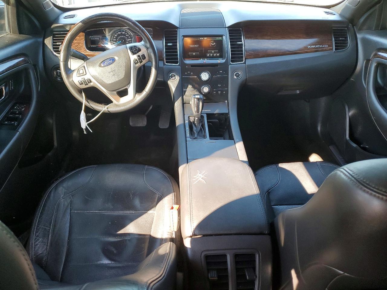 FORD TAURUS