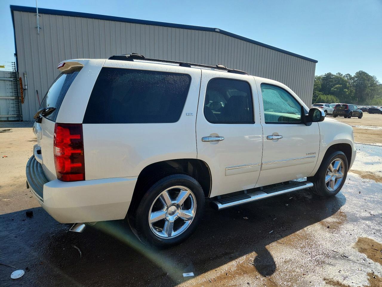 CHEVROLET TAHOE
