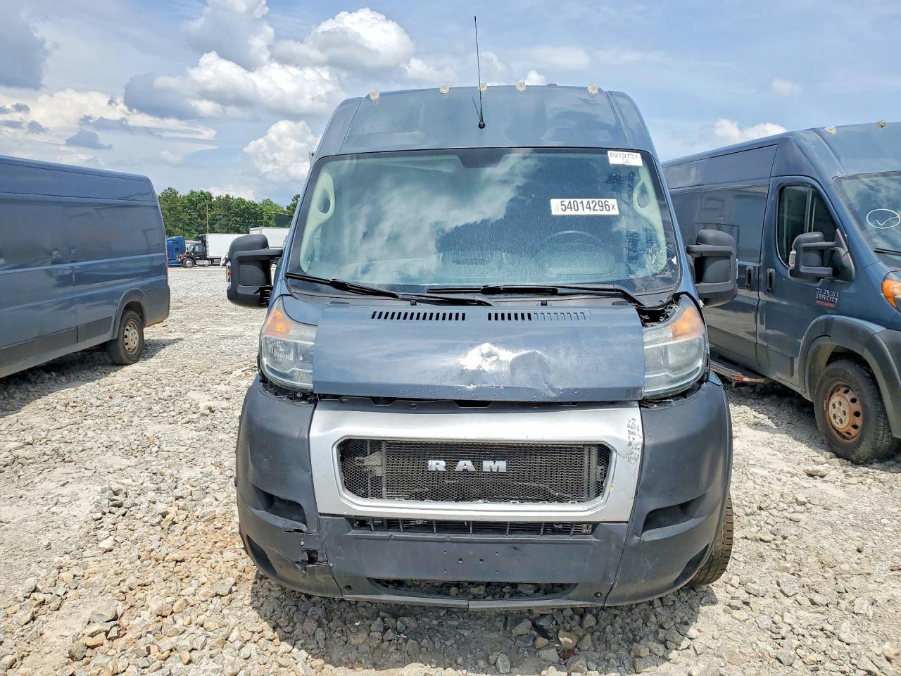 RAM PROMASTER 3500