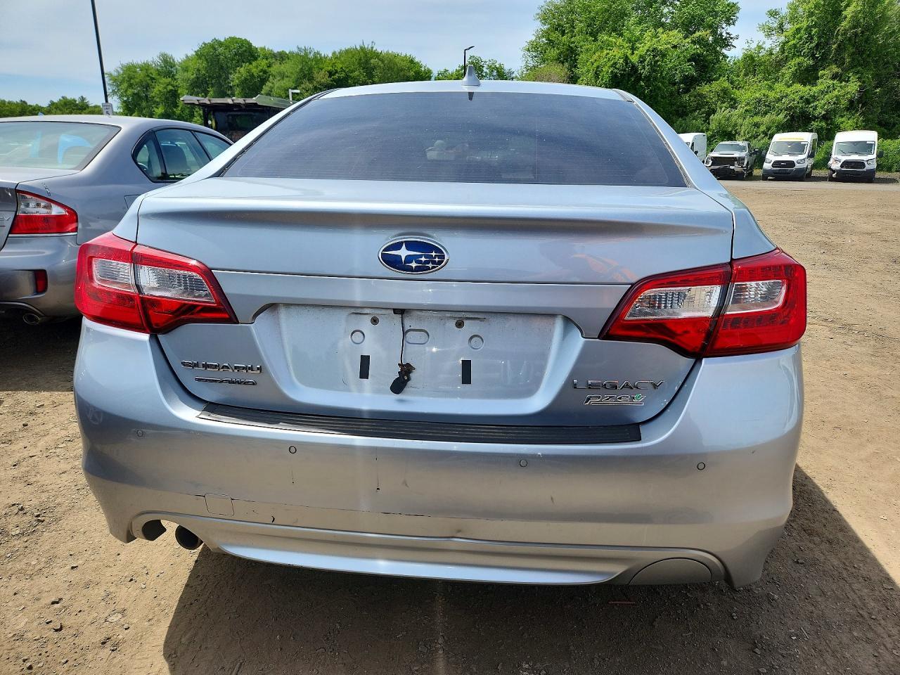 SUBARU LEGACY