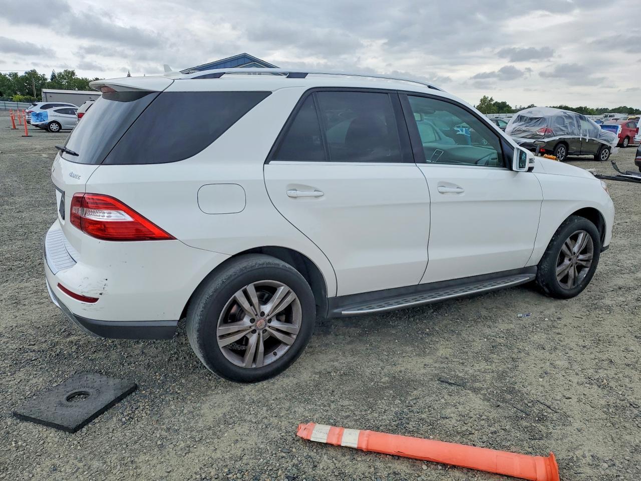 MERCEDES-BENZ M-CLASS