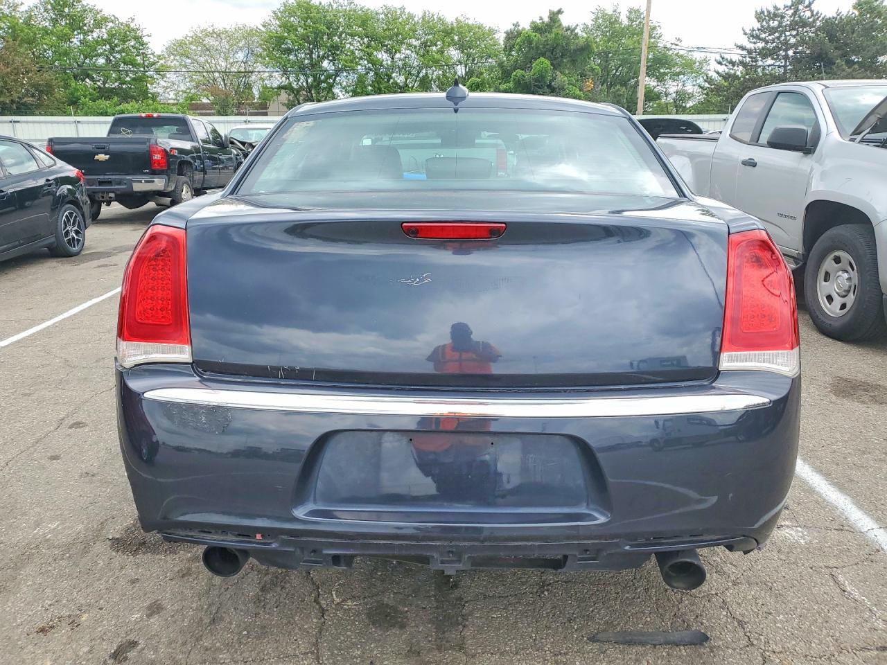 2017 CHRYSLER 300C — фото 6