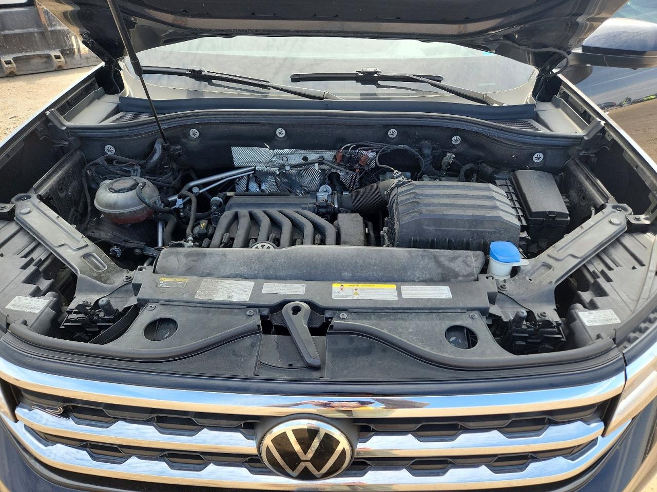 2022 VOLKSWAGEN ATLAS CROSS SPORT — фото 11