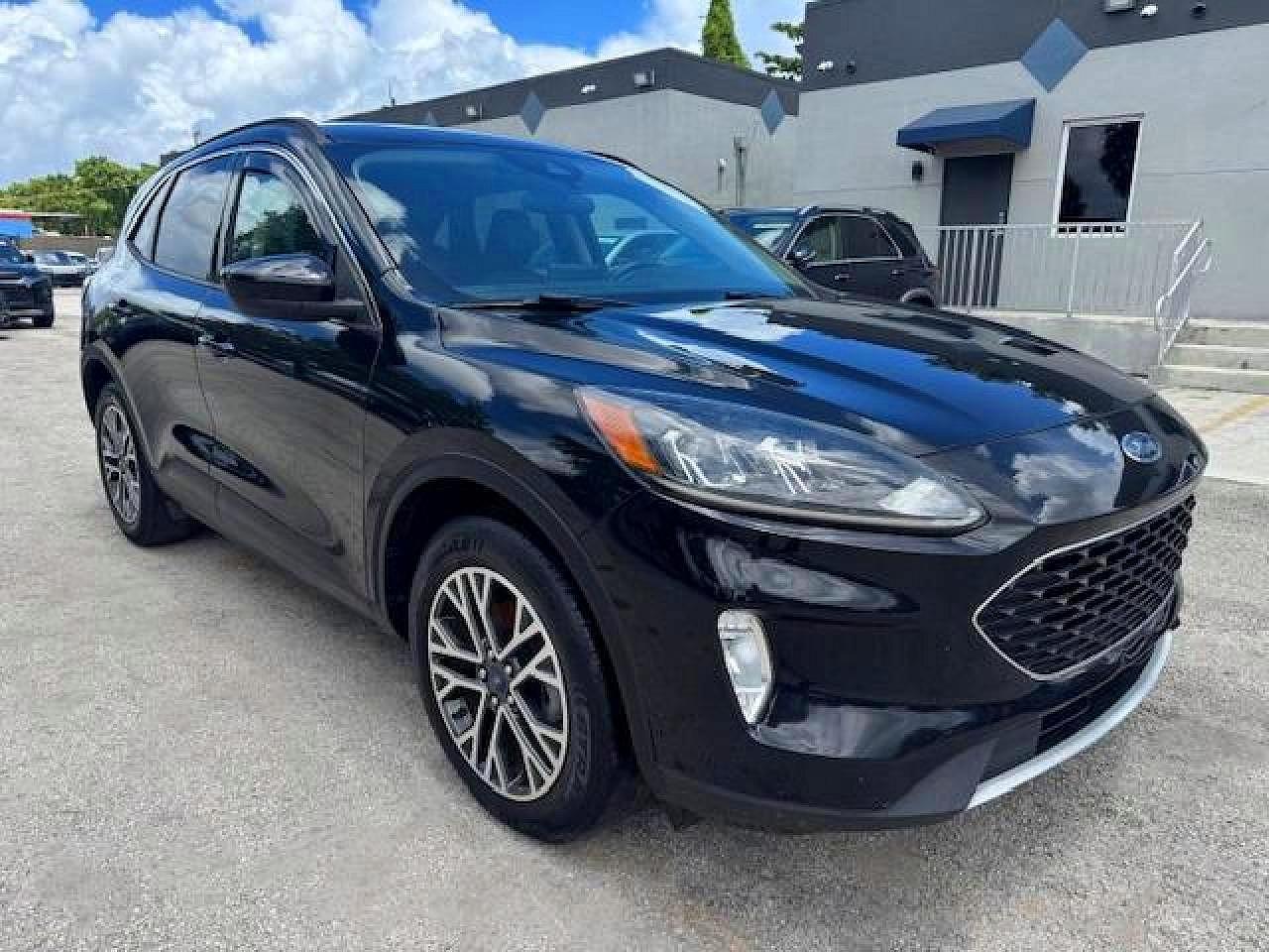 FORD ESCAPE