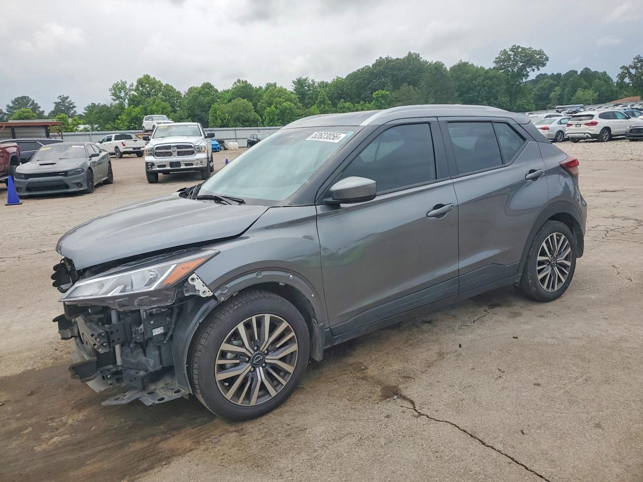NISSAN KICKS