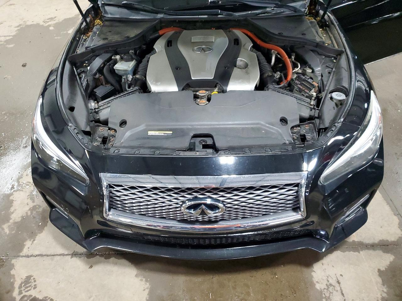 2015 INFINITI Q50 — фото 11