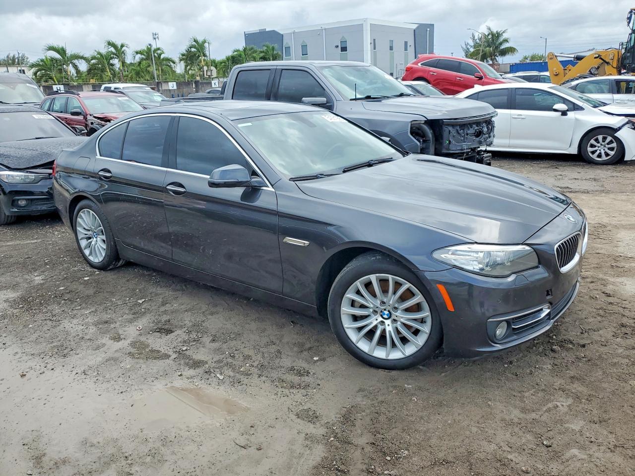 BMW 5 SERIES