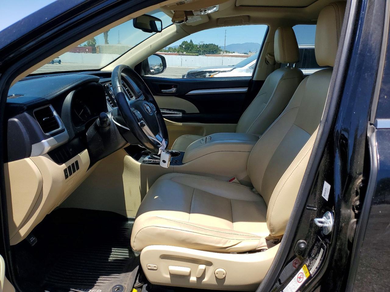 2016 TOYOTA HIGHLANDER — фото 7