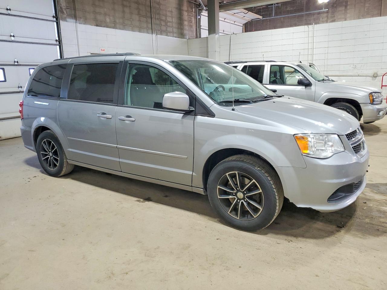 2016 DODGE GRAND CARAVAN — фото 4