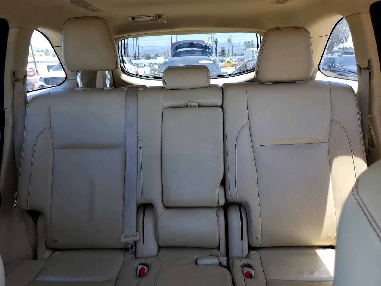 2016 TOYOTA HIGHLANDER — фото 10