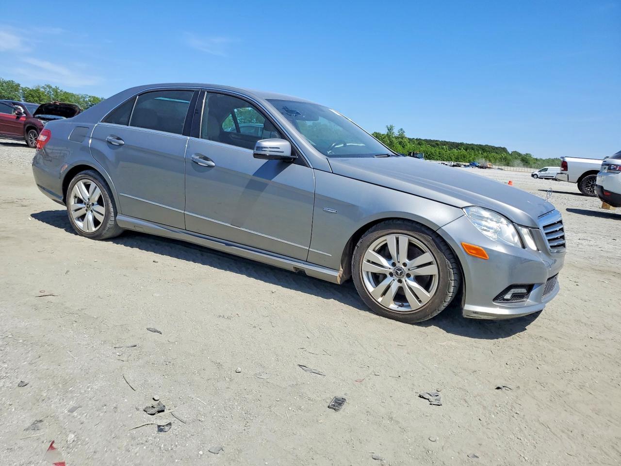 2011 MERCEDES-BENZ E-CLASS — фото 4
