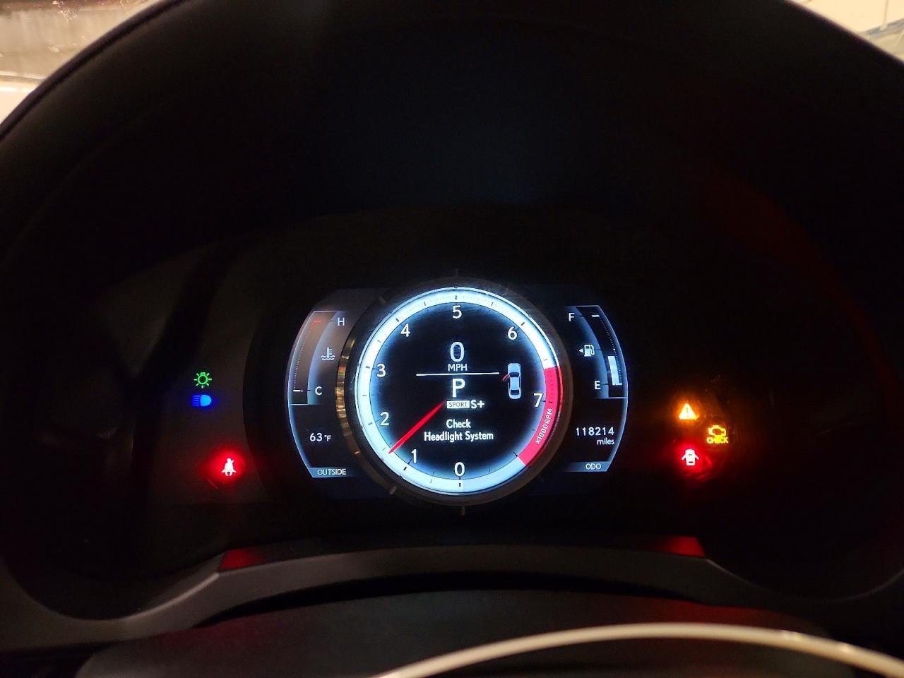 LEXUS IS