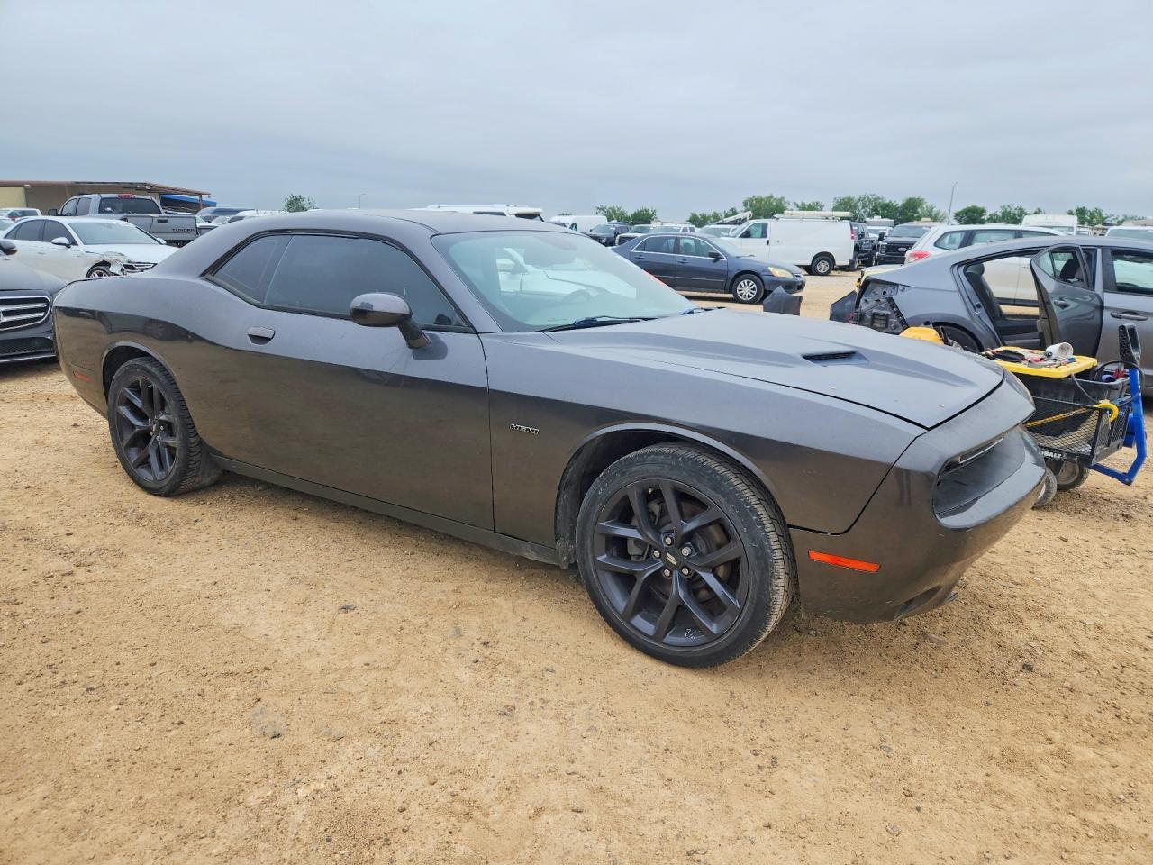 DODGE CHALLENGER