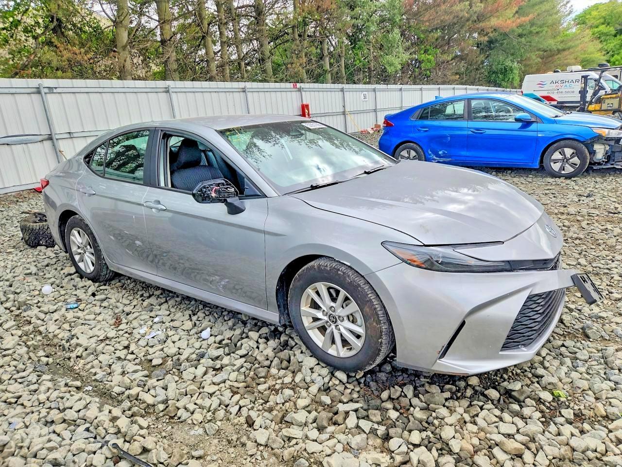 2025 TOYOTA CAMRY HYBRID — фото 4