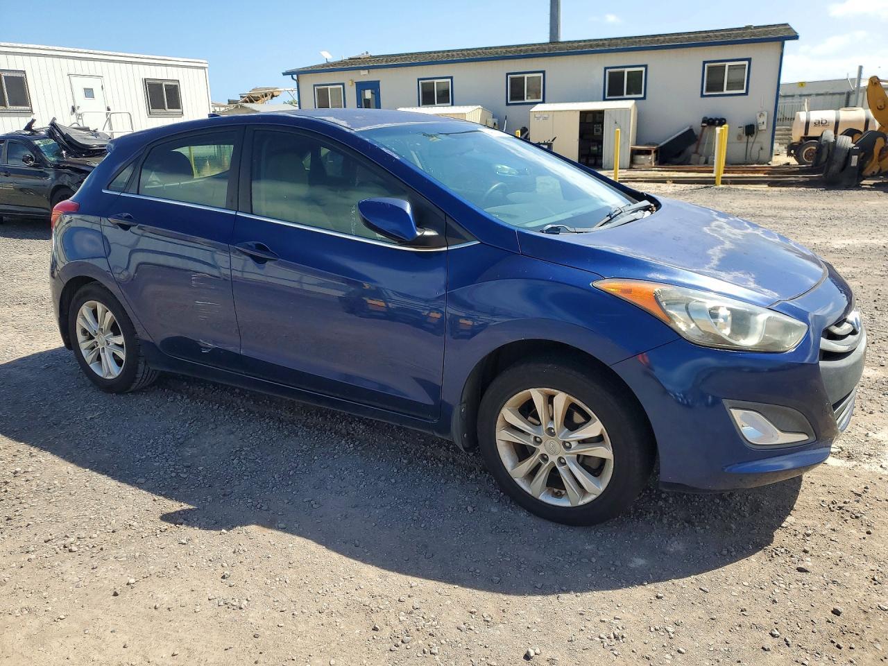 2013 HYUNDAI ELANTRA — фото 4