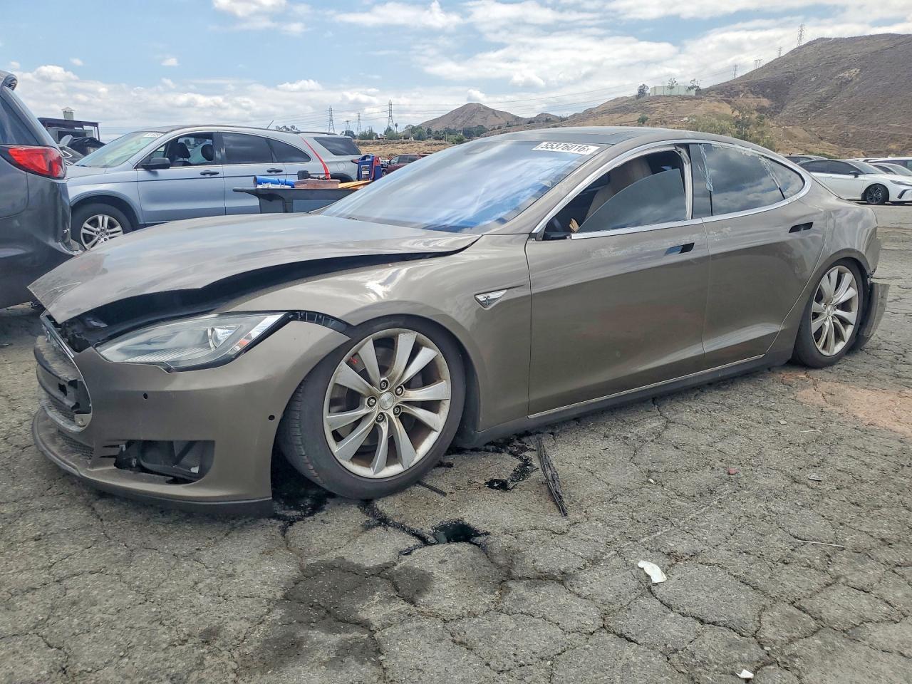 2016 TESLA MODEL S — фото 1