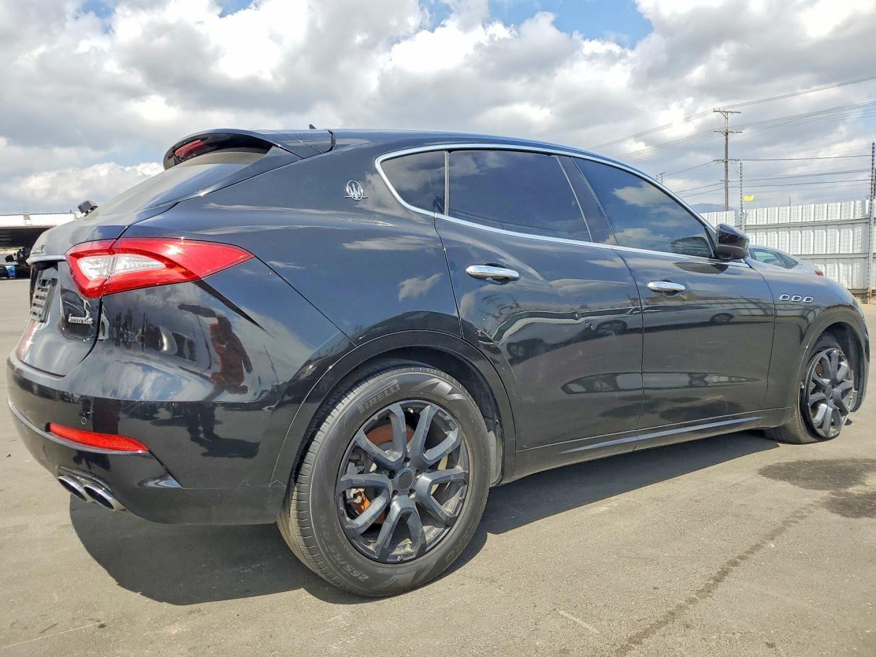 2019 MASERATI LEVANTE — фото 3