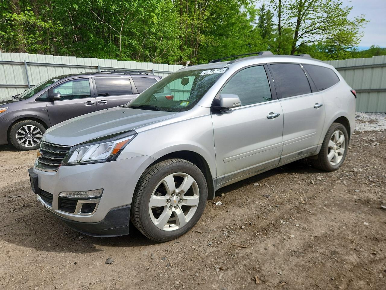 2017 CHEVROLET TRAVERSE — фото 1