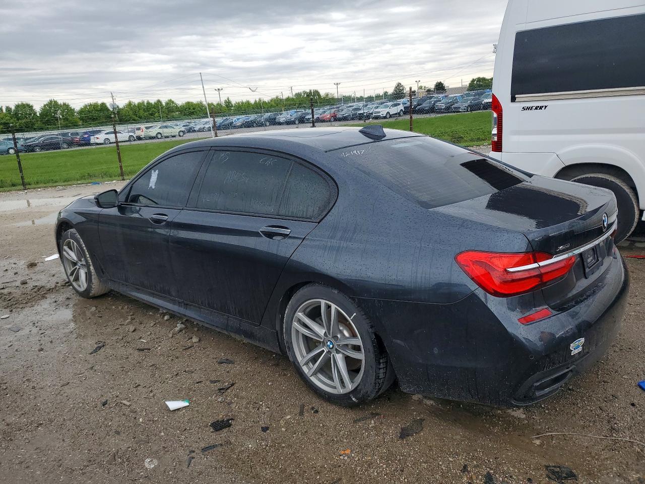 BMW 7 SERIES