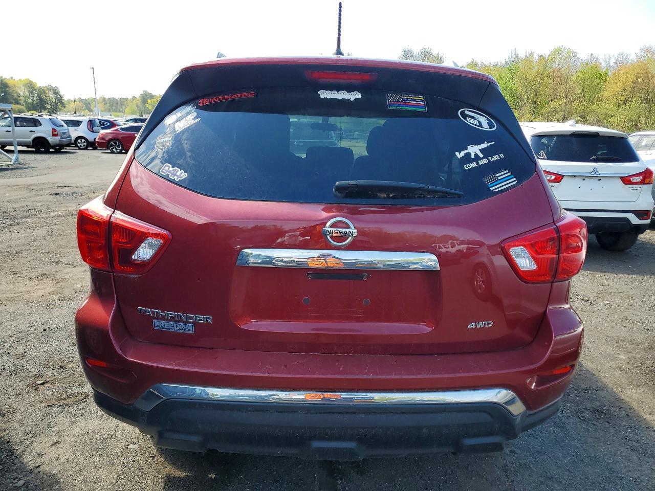NISSAN PATHFINDER
