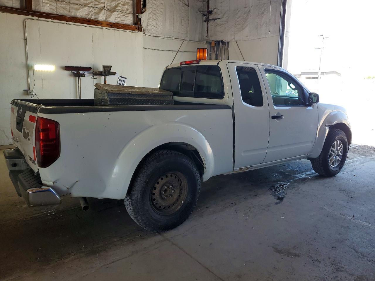 NISSAN FRONTIER