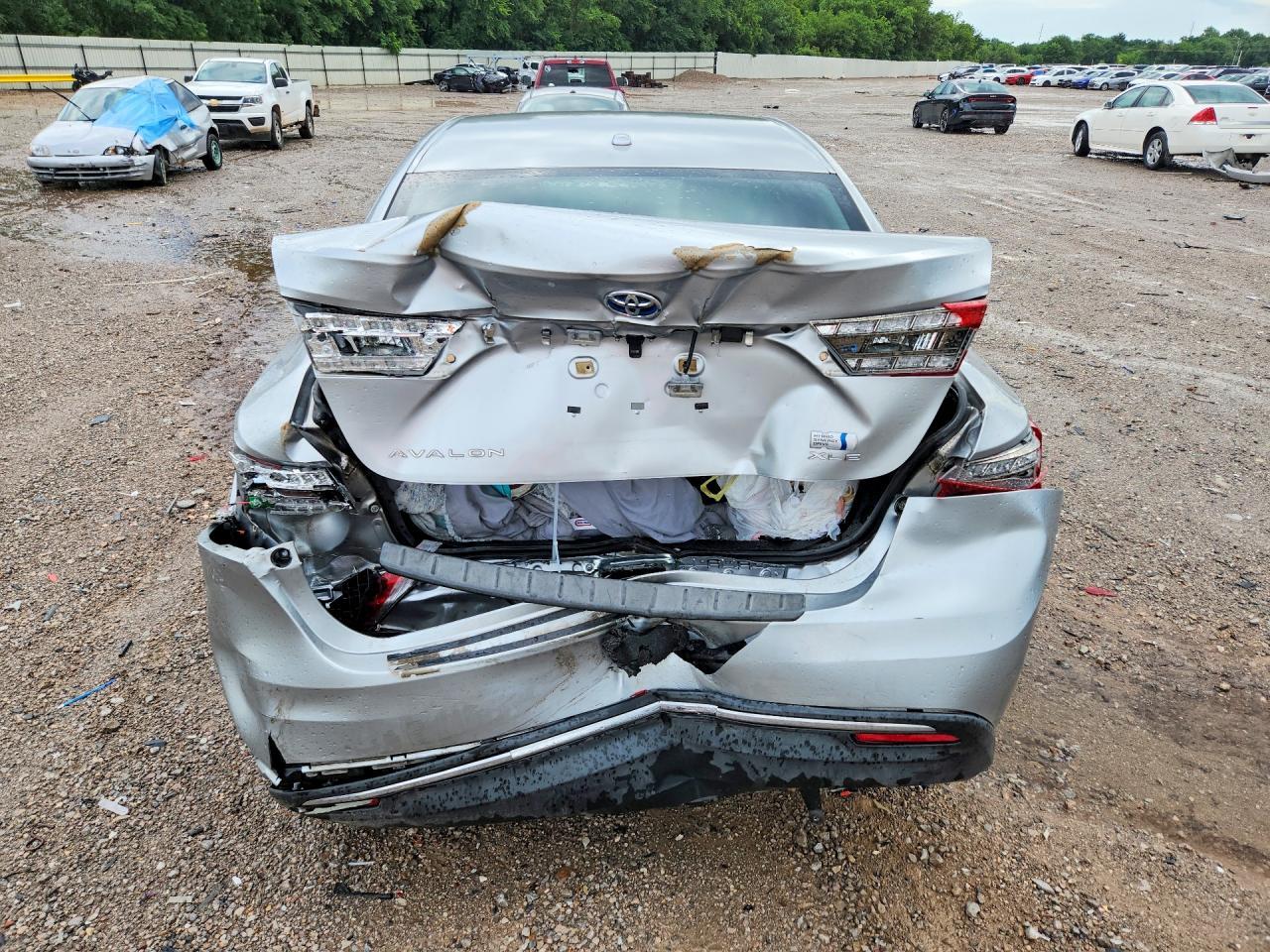 2016 TOYOTA AVALON HYBRID — фото 6