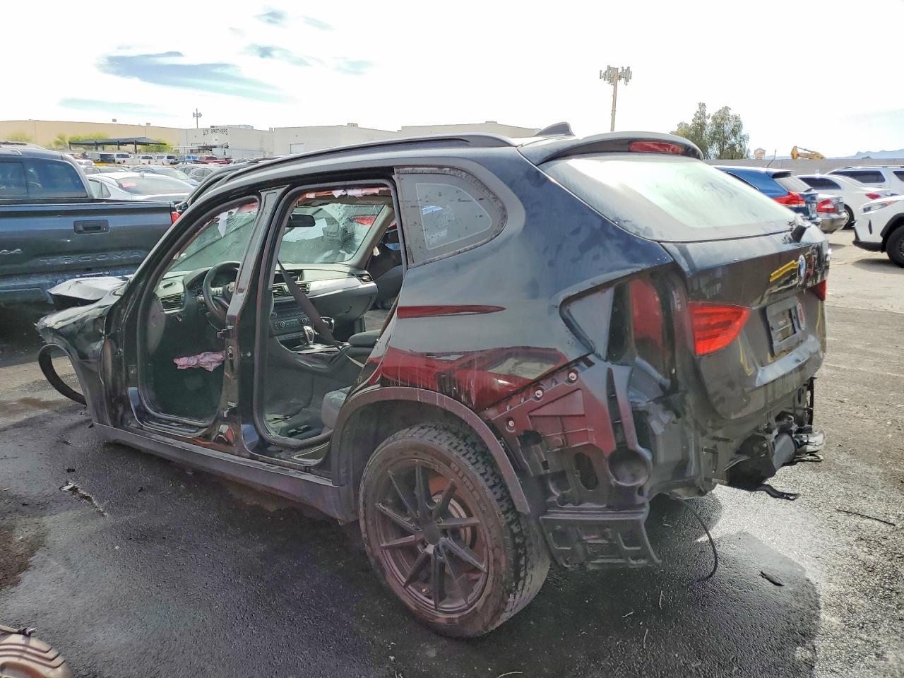 2015 BMW X1 — фото 2