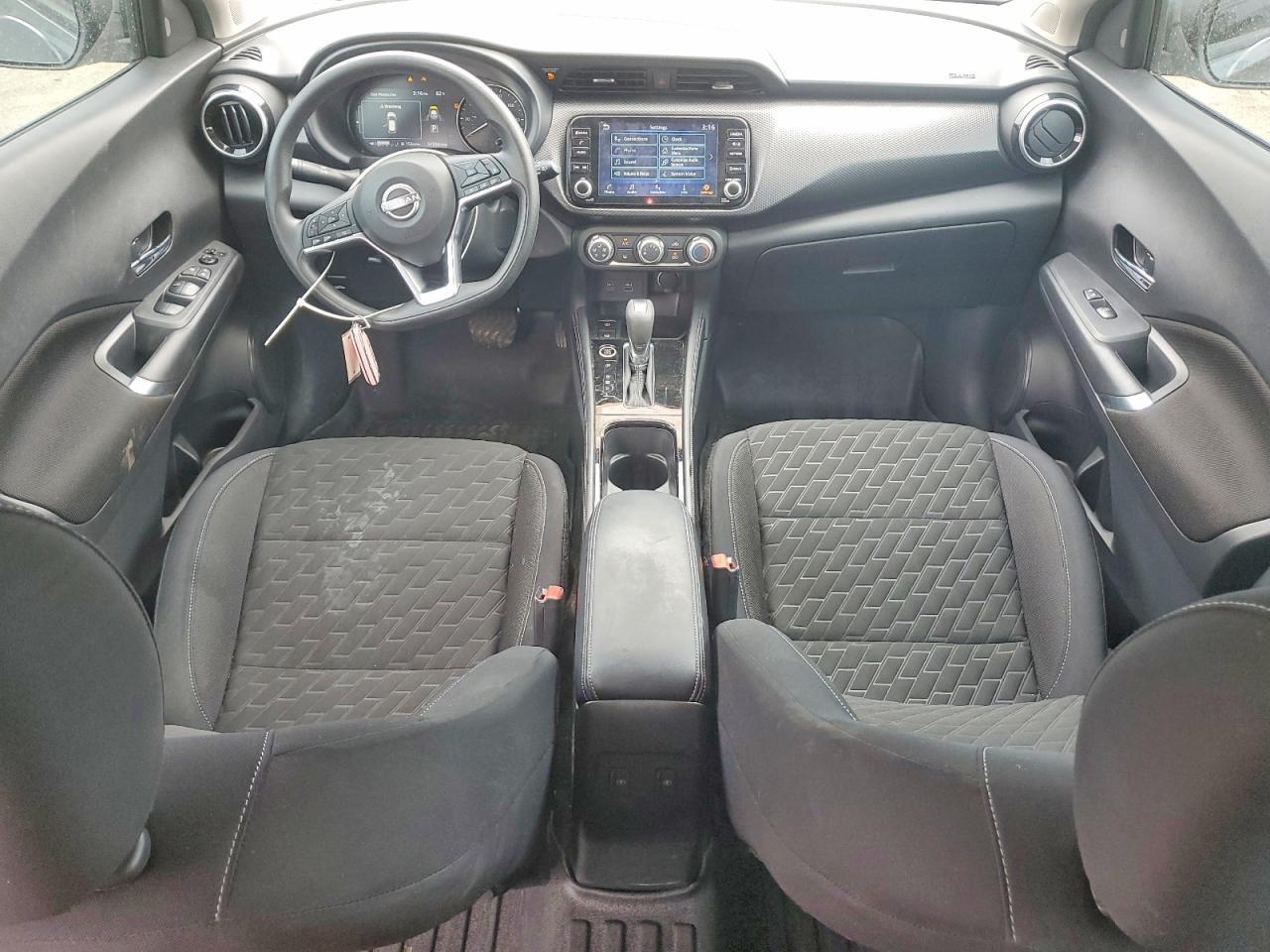 NISSAN KICKS