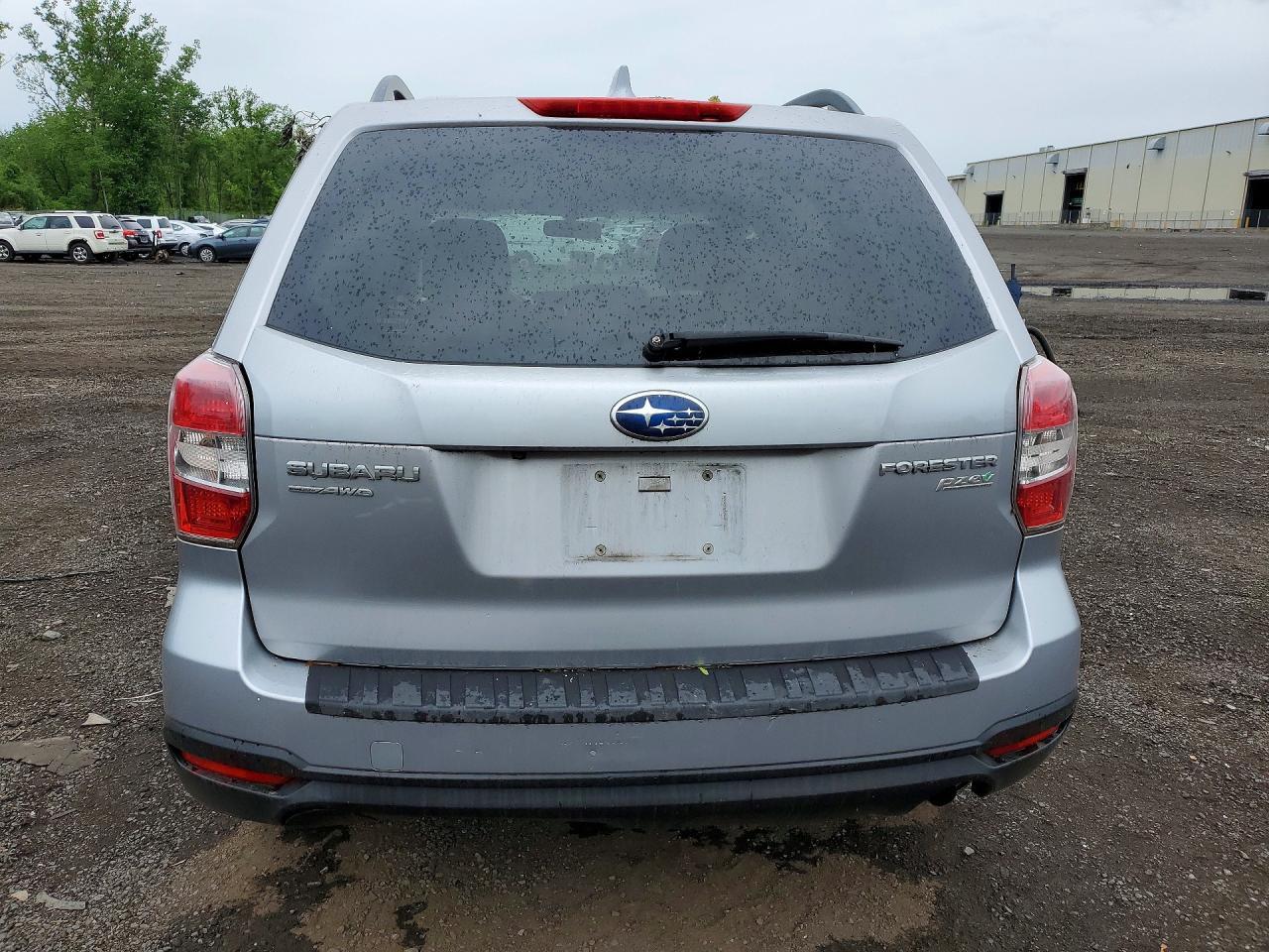 SUBARU FORESTER