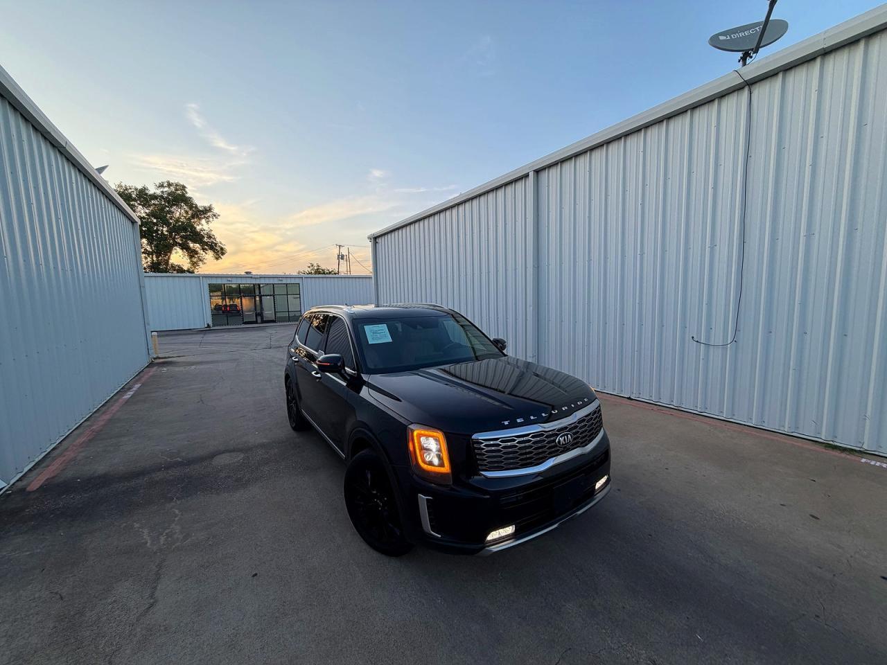 KIA TELLURIDE