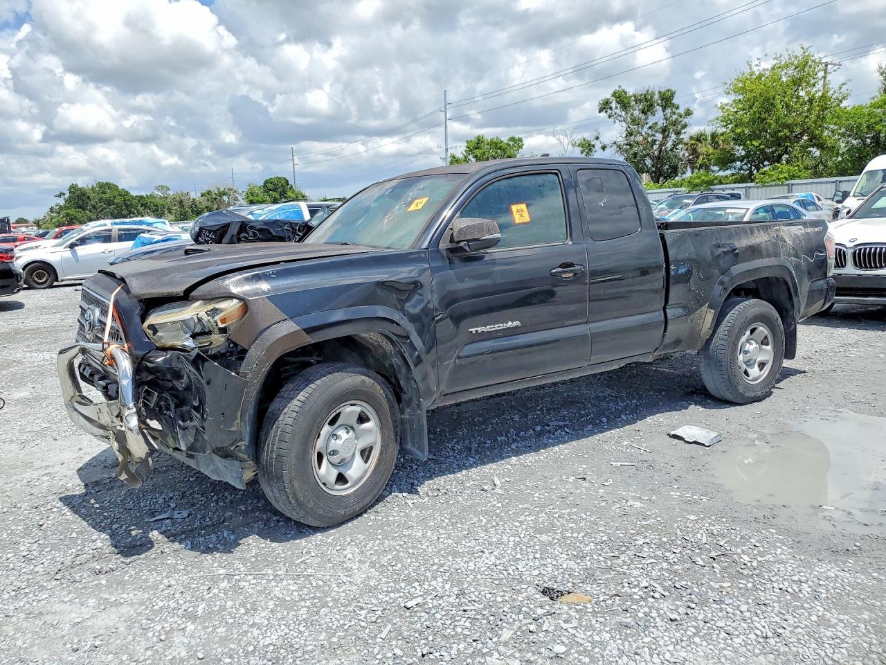 TOYOTA TACOMA